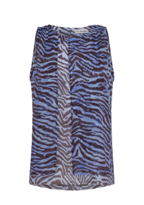 Sleeveless top made of lightweight fabric with zebra print in shades of blue. Modern, gritty and perfect for adding character to any outfit. ATTIC AND BARN |  | MATTO0048490
